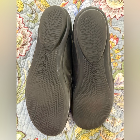 Clark’s Collection Soft Cushion Size 8.5 Flat - Picture 4 of 4